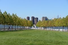 30 New York City Roosevelt Island Franklin D Roosevelt Four Freedoms Park Roosevelt Statue At End Of Grass From Top Of Stairs.jpg